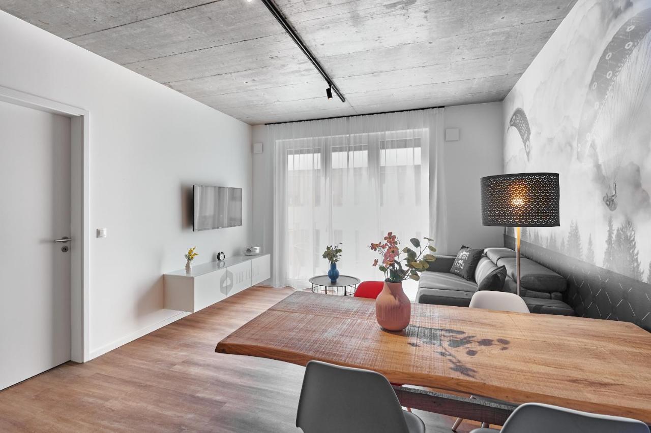 The Cloud Suite Apartments فرايبورغ الغرفة الصورة